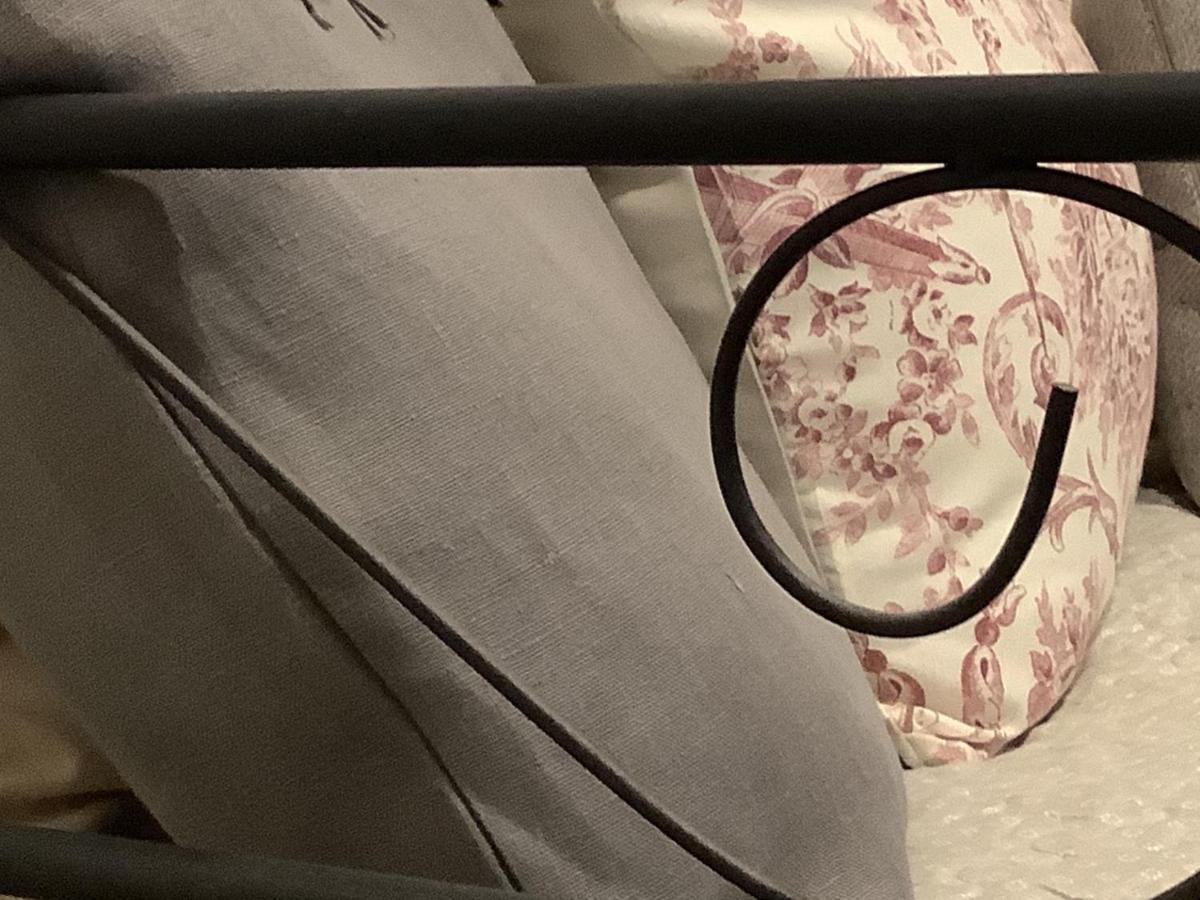 Ezuest Boroka Apartman Eger Buitenkant foto